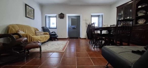 Moradia T3 para Venda em Almoster