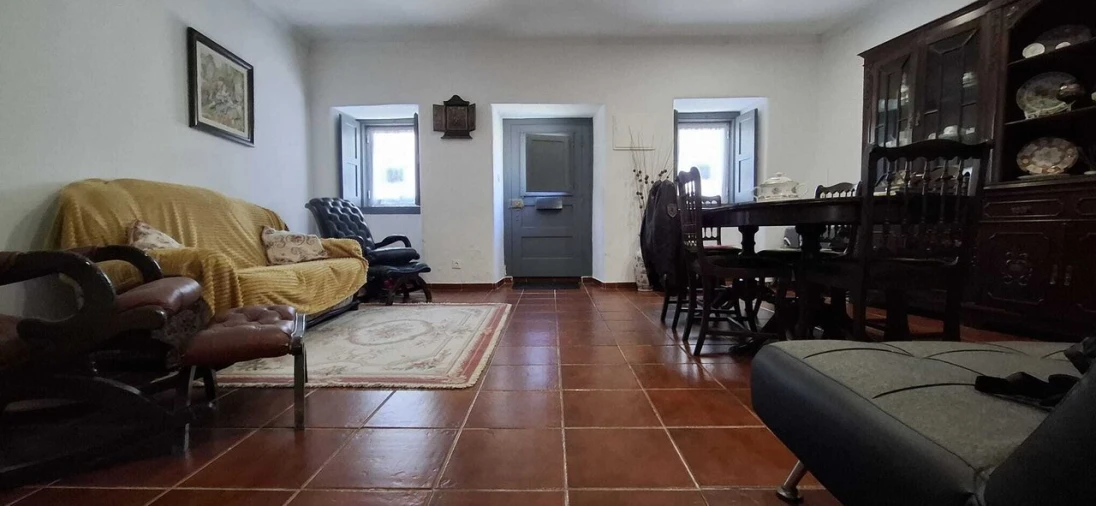 Moradia T3 para Venda em Almoster Foto 3