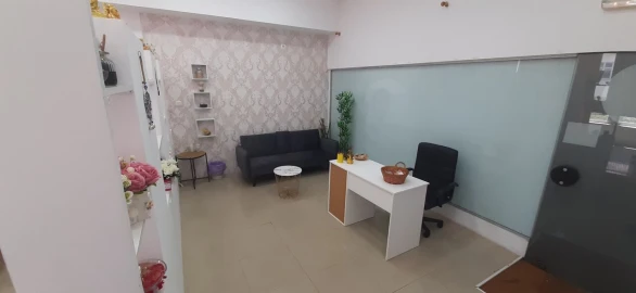 Loja para Venda em Almada, Cova da Piedade, Pragal e Cacilhas