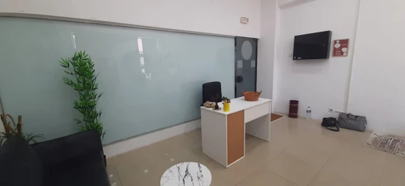 Loja para Venda em Almada, Cova da Piedade, Pragal e Cacilhas