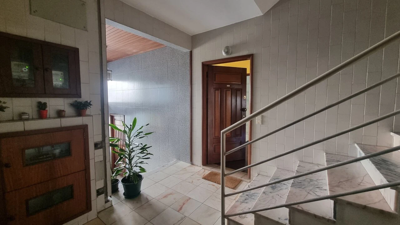 Apartamento T1 para Venda em Rio Tinto Foto 19