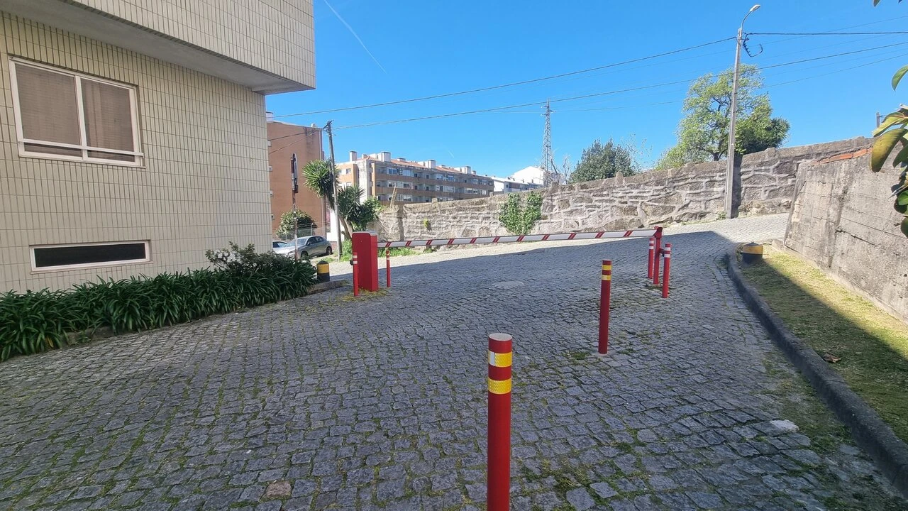 Apartamento T1 para Venda em Rio Tinto Foto 22