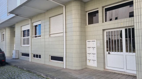 Apartamento T1 para Venda em Rio Tinto