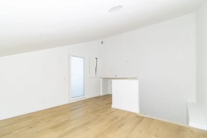 Moradia T3 para Venda em Nossa Senhora da Piedade