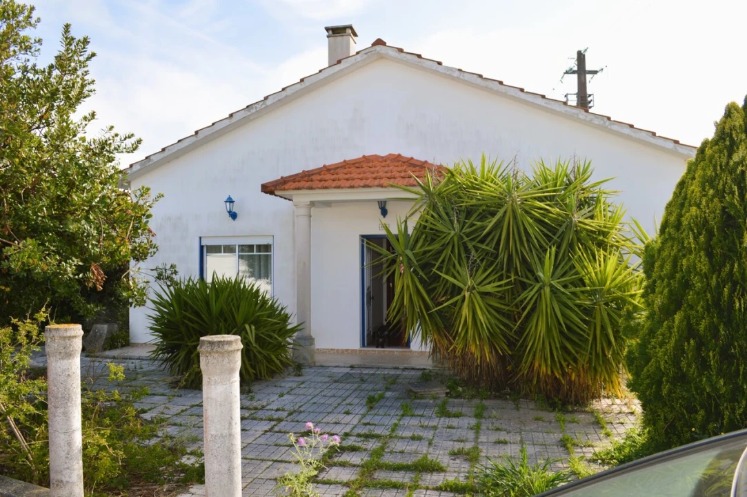 Moradia T3 para Venda em Coz, Alpedriz e Montes Foto 1