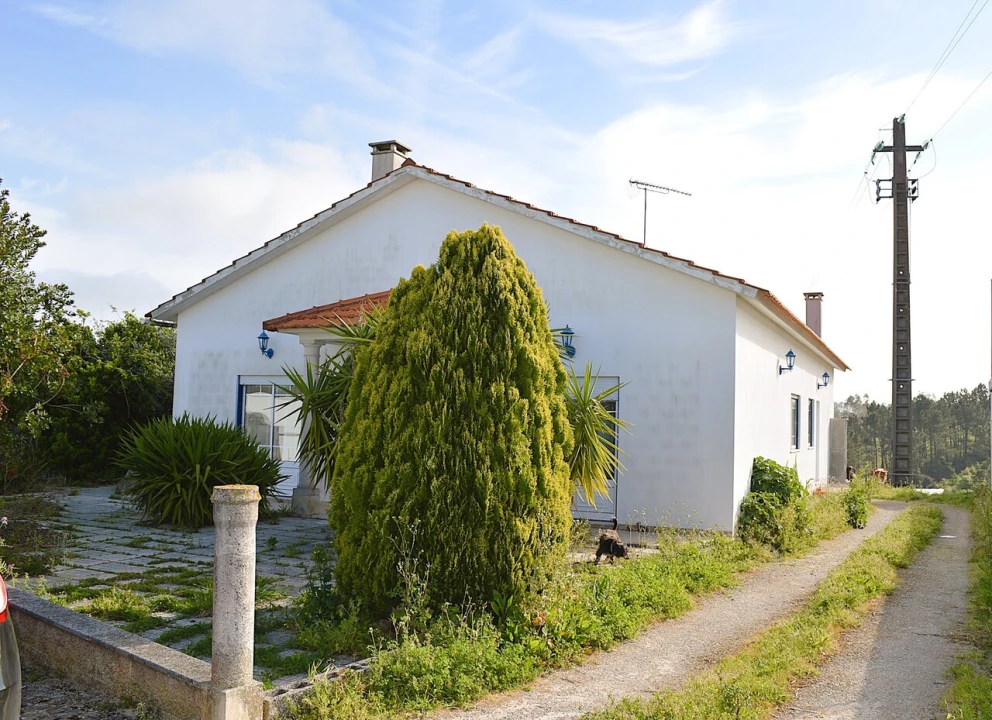 Moradia T3 para Venda em Coz, Alpedriz e Montes Foto 3