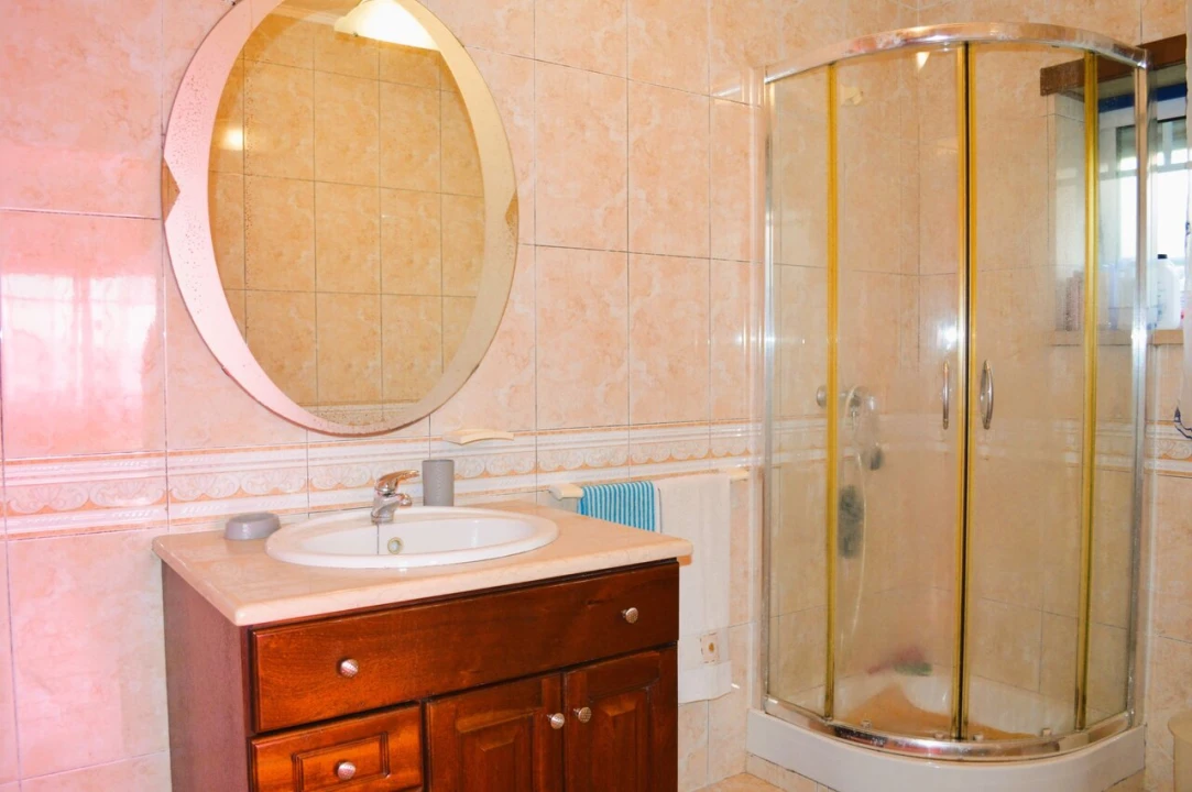 Moradia T3 para Venda em Coz, Alpedriz e Montes Foto 17