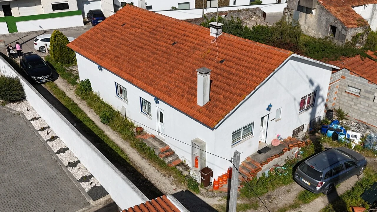 Moradia T3 para Venda em Coz, Alpedriz e Montes Foto 35