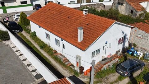 Moradia T3 para Venda em Coz, Alpedriz e Montes