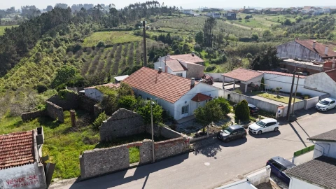 Moradia T3 para Venda em Coz, Alpedriz e Montes