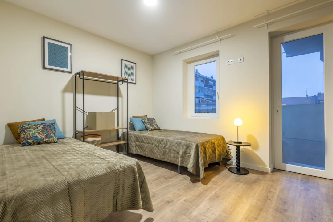 Moradia T8 para Venda em Cedofeita, Santo Ildefonso, Sé, Miragaia, São Nicolau e Vitória Foto 5