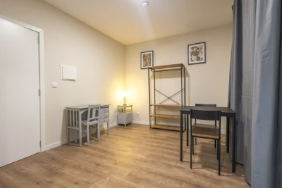 Moradia T8 para Venda em Cedofeita, Santo Ildefonso, Sé, Miragaia, São Nicolau e Vitória