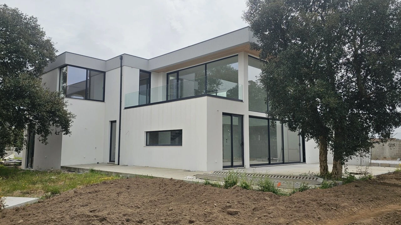 Moradia T4 para Venda em Póvoa de Varzim, Beiriz e Argivai Foto 36