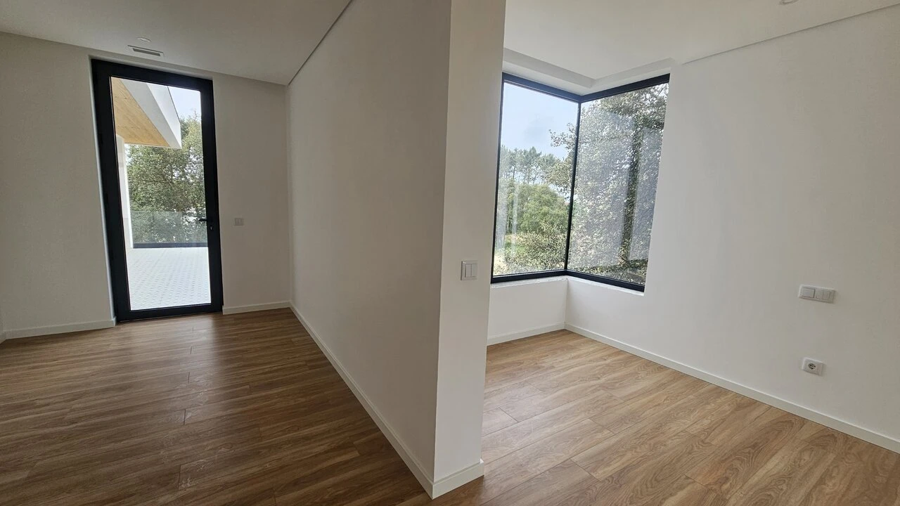 Moradia T4 para Venda em Póvoa de Varzim, Beiriz e Argivai Foto 30