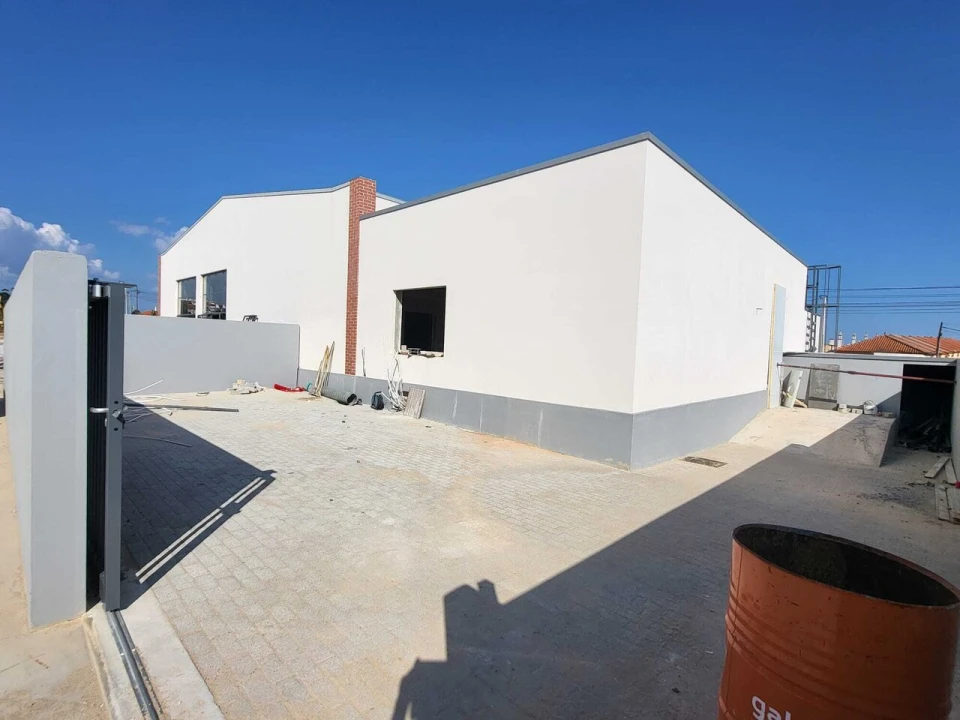 Loja para Arrendamento em Algoz e Tunes Foto 15