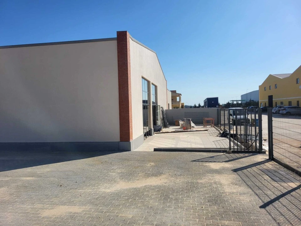 Loja para Arrendamento em Algoz e Tunes Foto 21