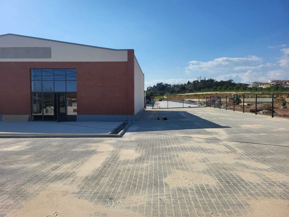 Loja para Arrendamento em Algoz e Tunes Foto 23