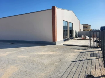 Loja para Arrendamento em Algoz e Tunes