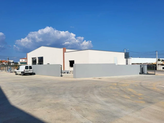 Loja para Arrendamento em Algoz e Tunes Foto 13