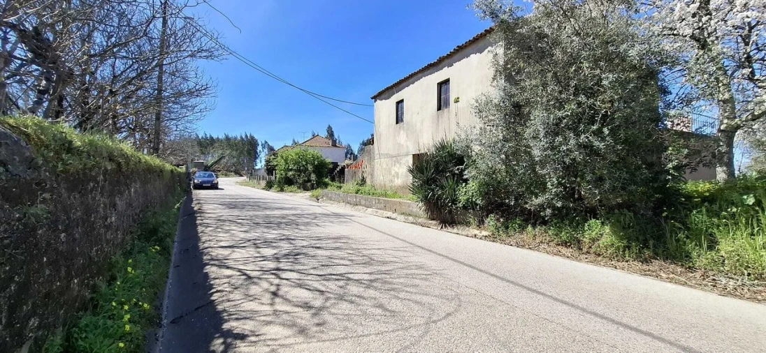 Moradia T3 para Venda em Beco Foto 10