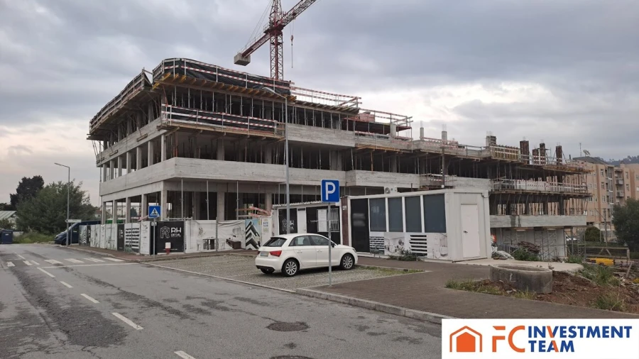 Apartamento T1 para Venda em Valongo Foto 2