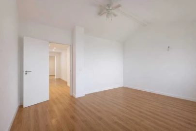 Moradia T2 para Venda em Azoia de Cima e Tremês