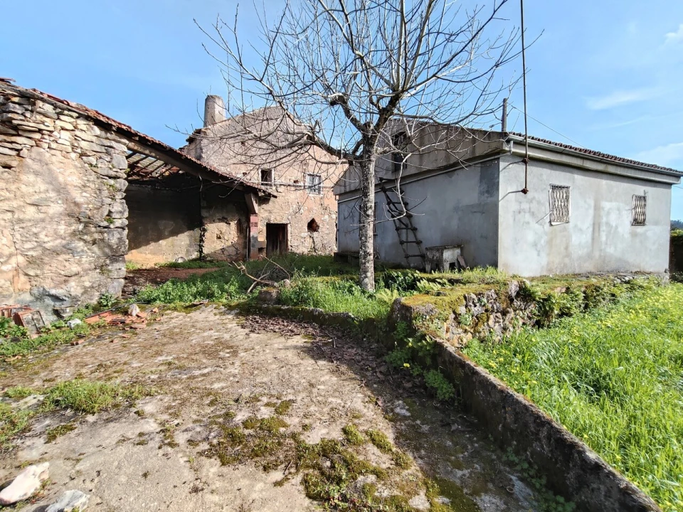 Moradia T4 para Venda em Pelma Foto 21