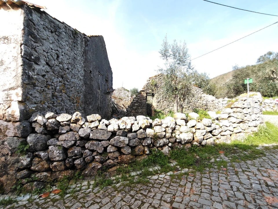 Moradia T4 para Venda em Pelma Foto 38