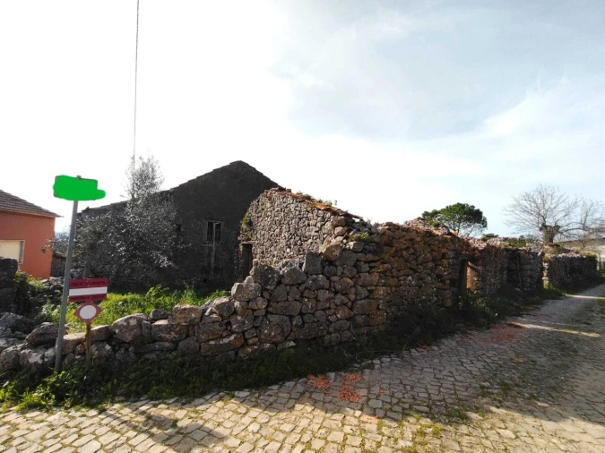 Moradia T4 para Venda em Pelma Foto 40