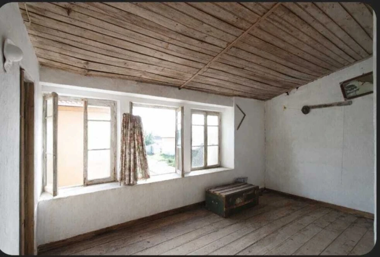 Moradia T4 para Venda em Pelma Foto 16