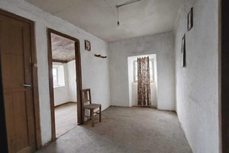 Moradia T4 para Venda em Pelma Foto 12