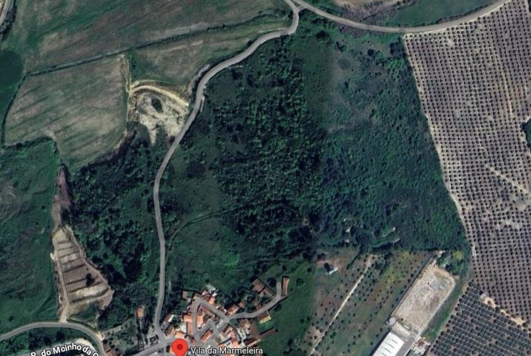 Terreno para Venda em Marmeleira e Assentiz Foto 1