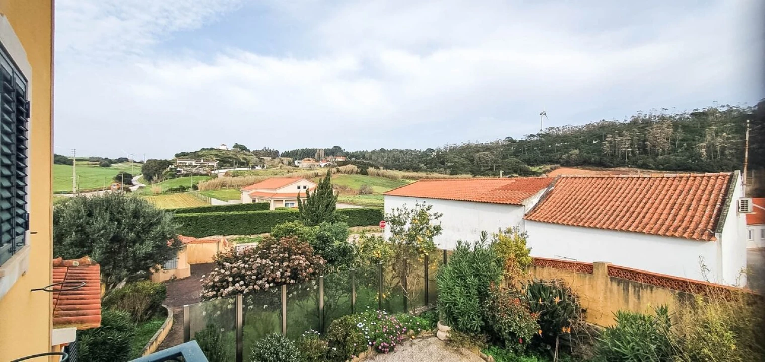 Moradia T2 para Venda em São Bartolomeu dos Galegos e Moledo Foto 15