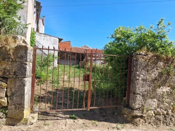 Moradia T2 para Venda em Torres Novas (São Pedro), Lapas e Ribeira Branca