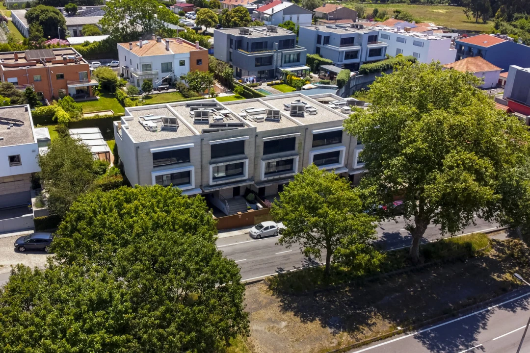 Moradia T5 para Venda em Aldoar, Foz do Douro e Nevogilde Foto 1