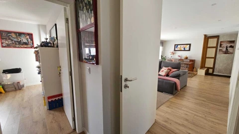 Apartamento T3 para Venda em Póvoa de Varzim, Beiriz e Argivai