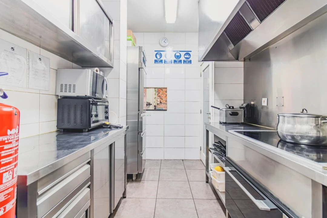 Loja para Venda em Santo Tirso, Couto (Santa Cristina e São Miguel) e Burgães Foto 27