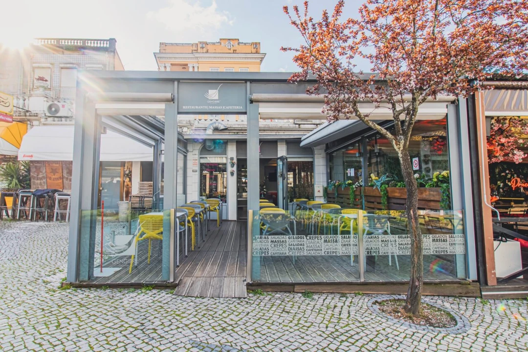 Loja para Venda em Santo Tirso, Couto (Santa Cristina e São Miguel) e Burgães Foto 3
