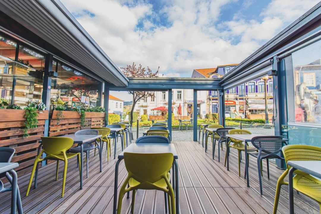 Loja para Venda em Santo Tirso, Couto (Santa Cristina e São Miguel) e Burgães Foto 7