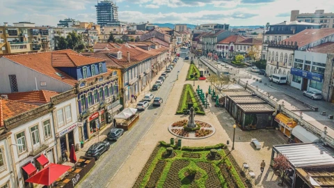 Loja para Venda em Santo Tirso, Couto (Santa Cristina e São Miguel) e Burgães