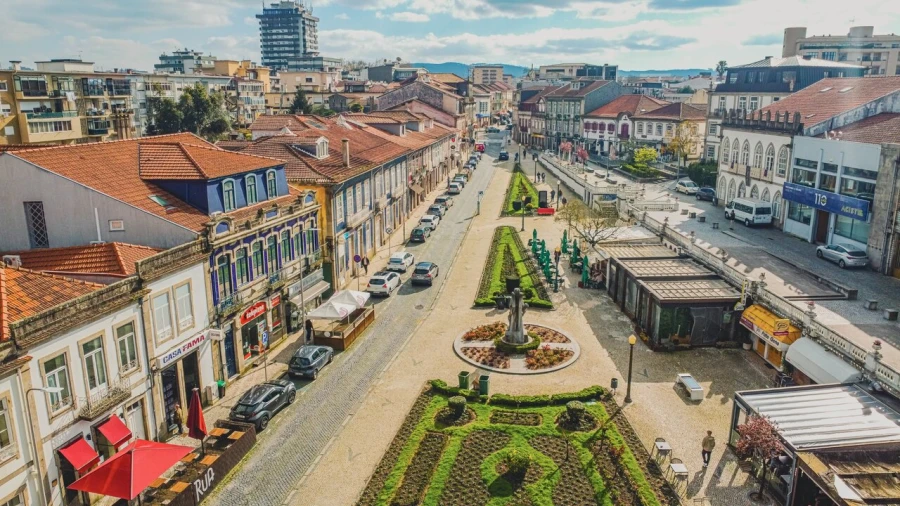 Loja para Venda em Santo Tirso, Couto (Santa Cristina e São Miguel) e Burgães Foto 12
