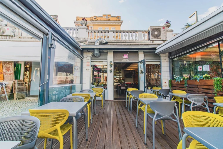 Loja para Venda em Santo Tirso, Couto (Santa Cristina e São Miguel) e Burgães Foto 5