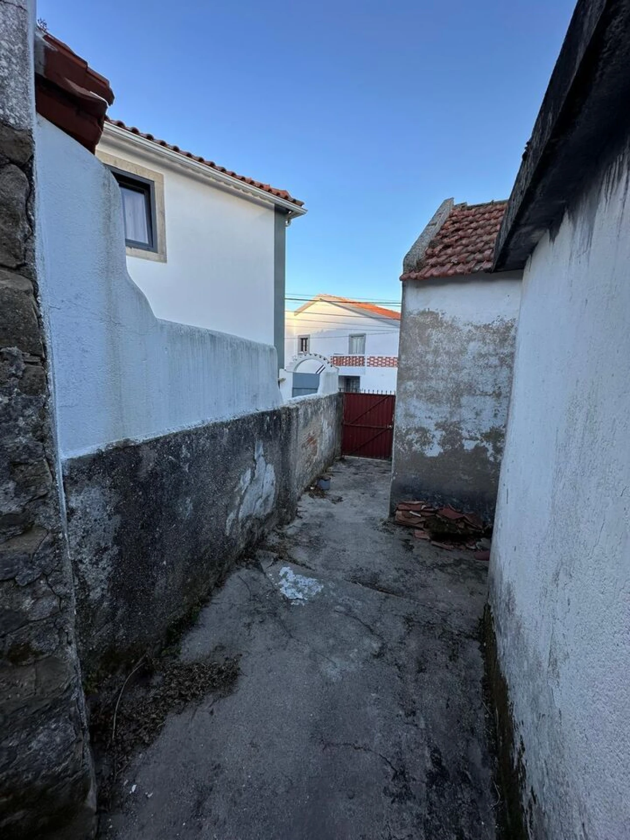 Moradia T2 para Venda em Carvoeira e Carmões Foto 6