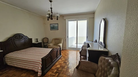 Apartamento T6 para Venda em Póvoa de Varzim, Beiriz e Argivai
