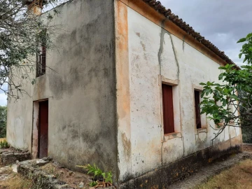 Quinta T1 para Venda em Sé e São Lourenço