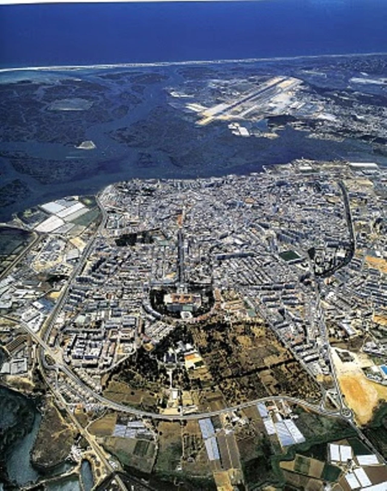 Terreno para Venda em Faro (Sé e São Pedro) Foto 8
