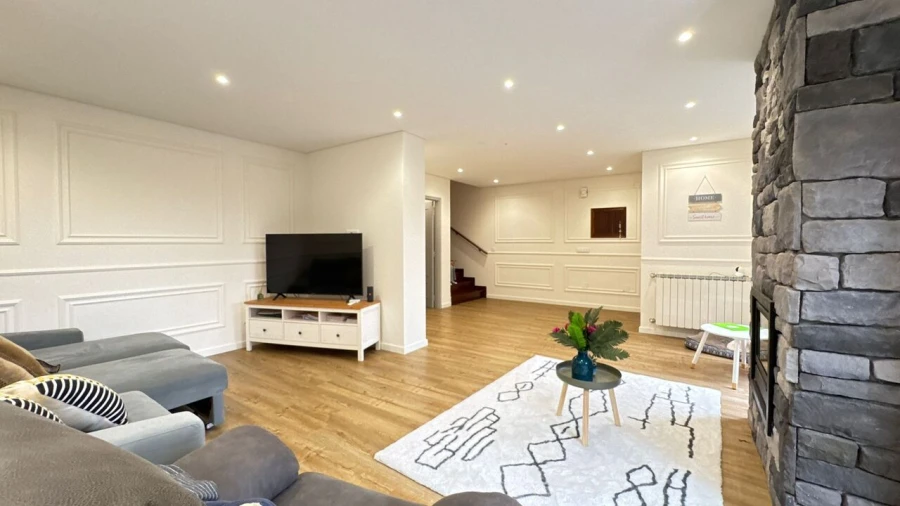 Moradia T4 para Venda em Póvoa de Varzim, Beiriz e Argivai Foto 6