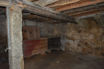 Moradia T4 para Venda em Pousade e Albardo