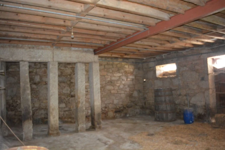 Moradia T4 para Venda em Pousade e Albardo Foto 31