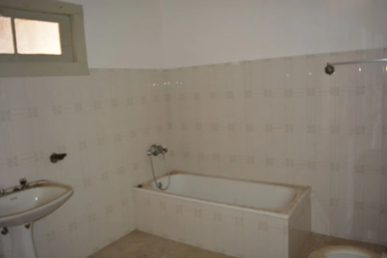 Moradia T4 para Venda em Pousade e Albardo Foto 16